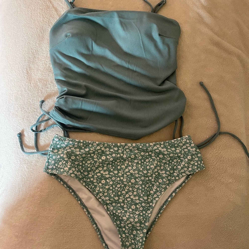 Green Ribbed Tankini Set